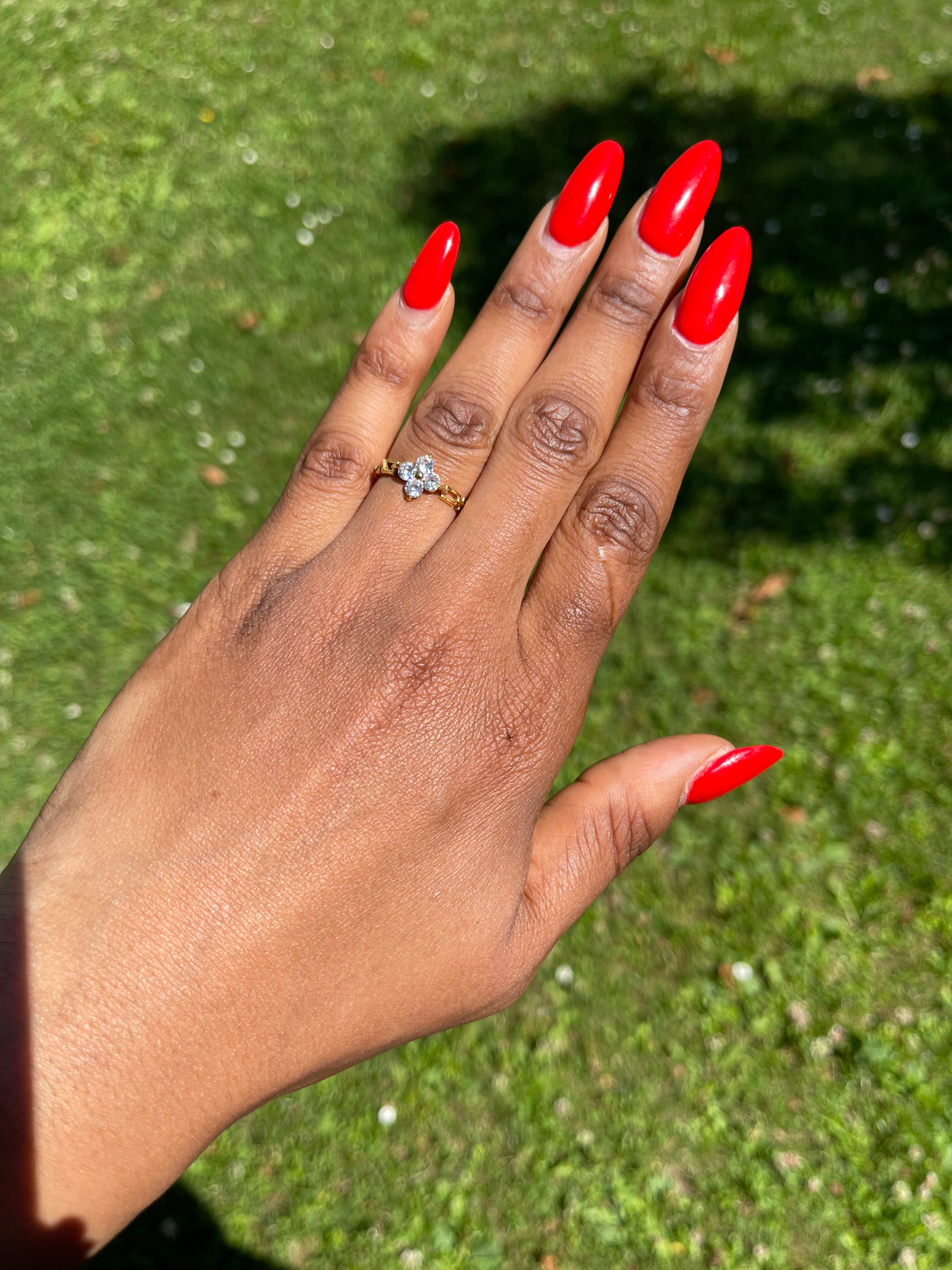 CELIA Ring – Floral Sparkle