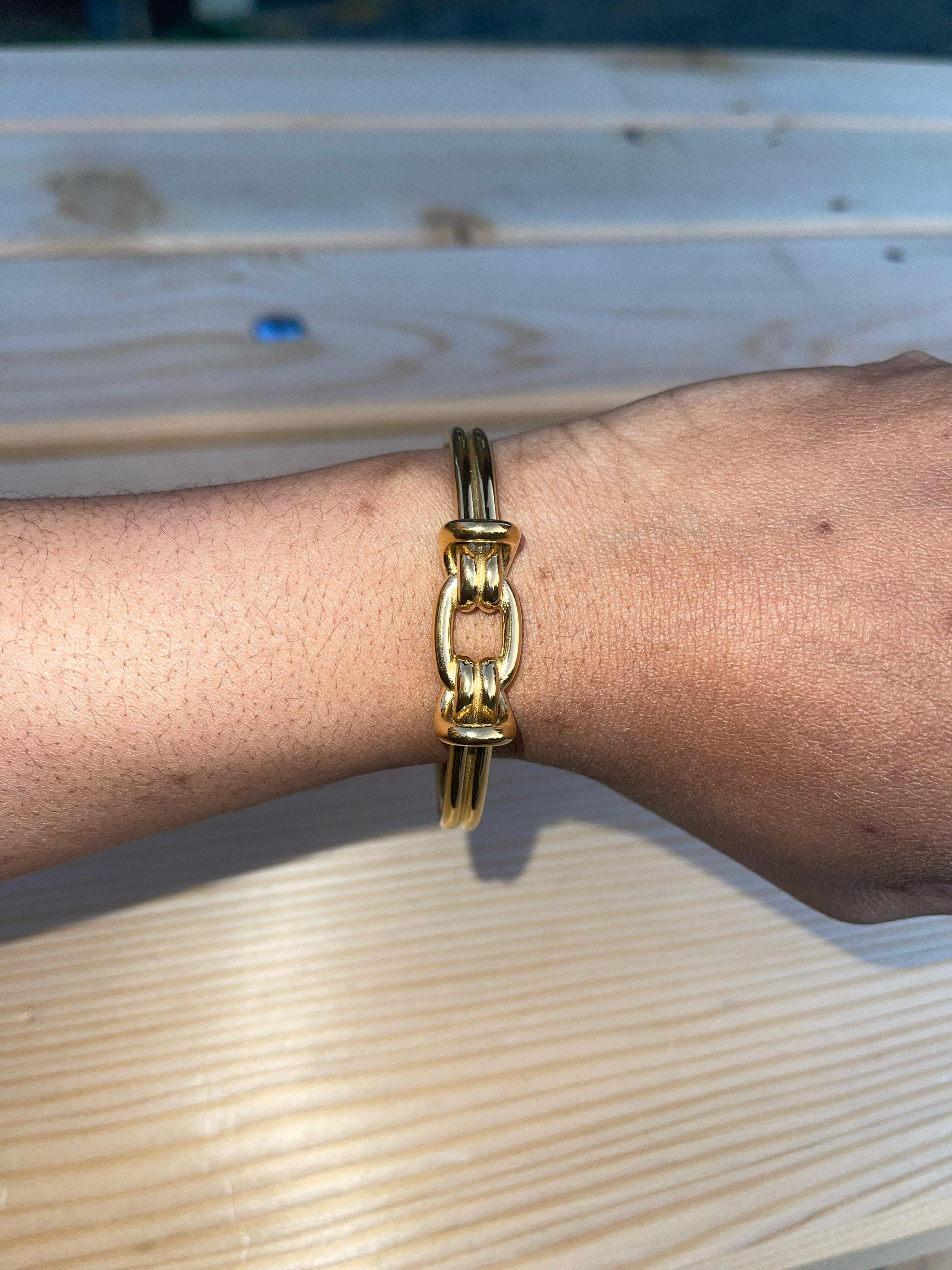 CHLOE Gold Bangle