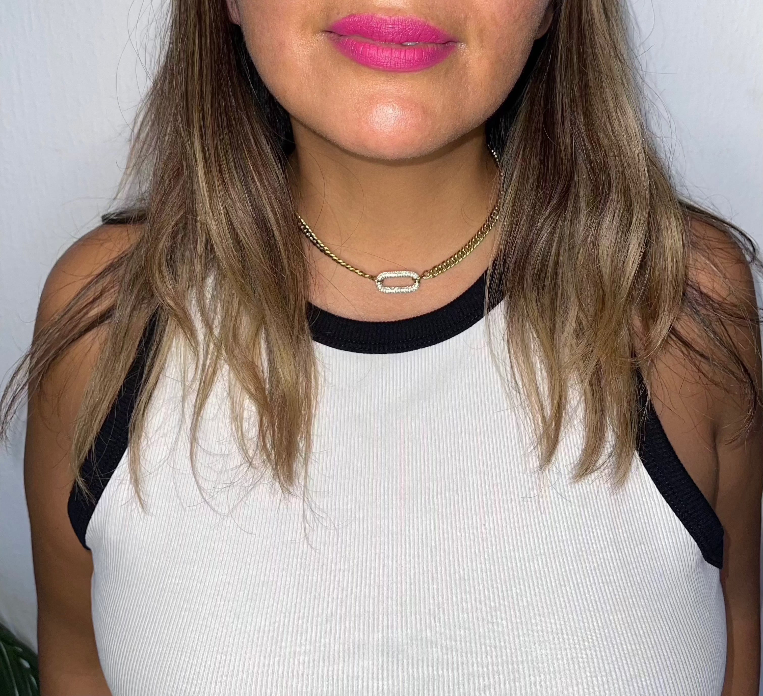 Luxury HYLIA Choker worn Choker Necklace