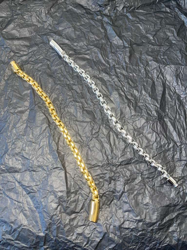 The ADRIAN Bracelet in gold and silver 18K PVD-plated stainless steel with high-polish masculine chain link design and secure clasp