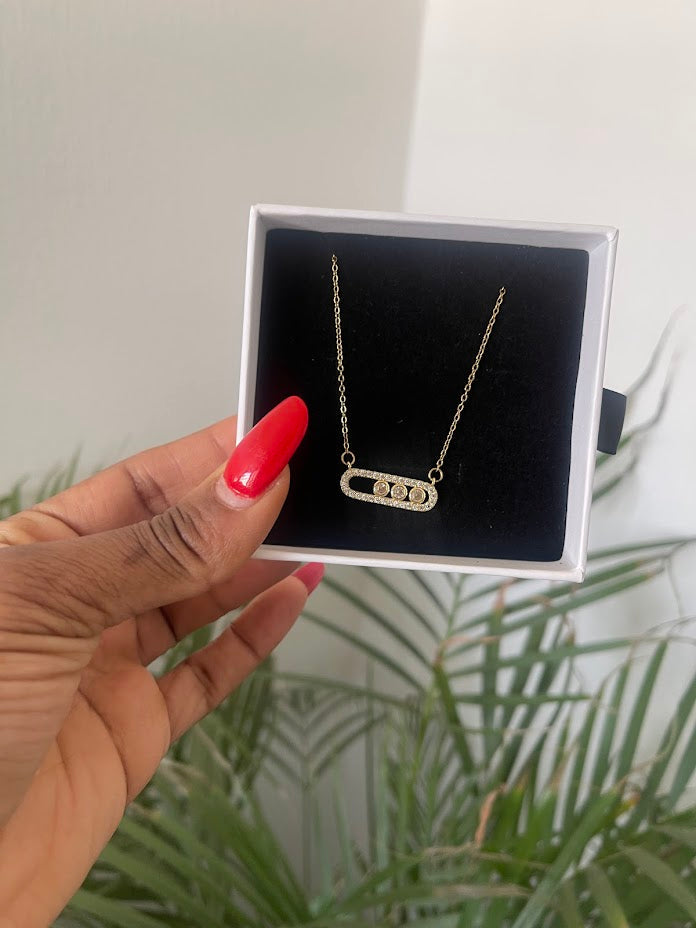 MILA Necklace gold-plated stainless steel with three cubic zirconia stones on horizontal pendant in gift box