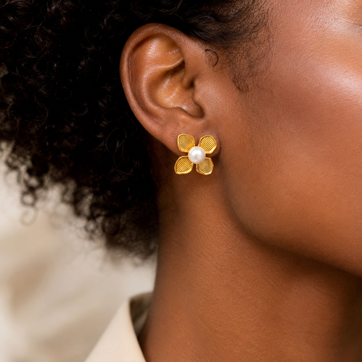 CAMELIA earrings