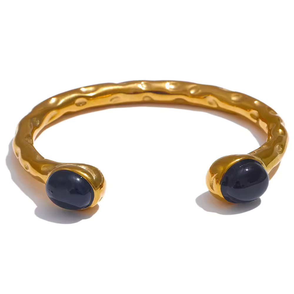 NELLY Cuff